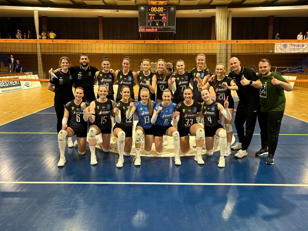 Známi sú prví traja semifinalisti