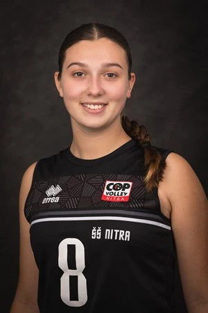 Viktória Foltýnová