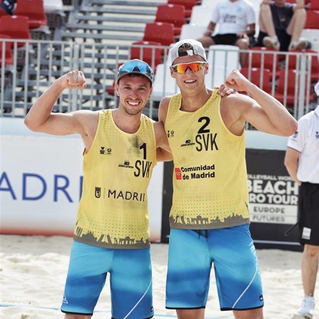 Plážoví volejbalisti Ľuboš Nemec – Adrián Petruf štartujú súťažnú sezónu
