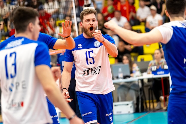 VKP si vybojoval majstrovský mečbal